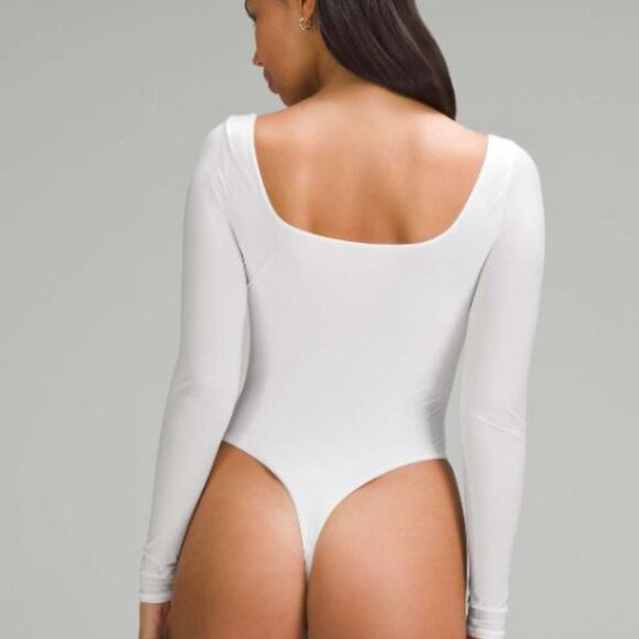 ✨NWT✨ Lulu's Square-Neck Long Sleeve Bodysuit - Picture 4 of 10